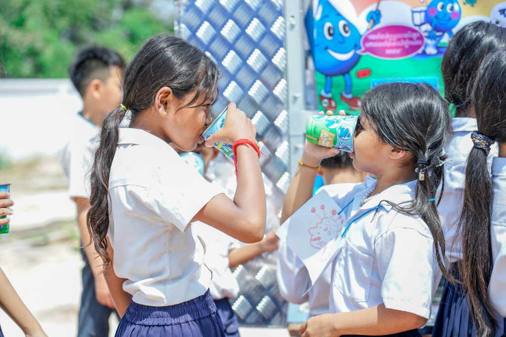 The SFA Group signs an agreement to finance  access to drinking water for 1,800 people in Cambodia